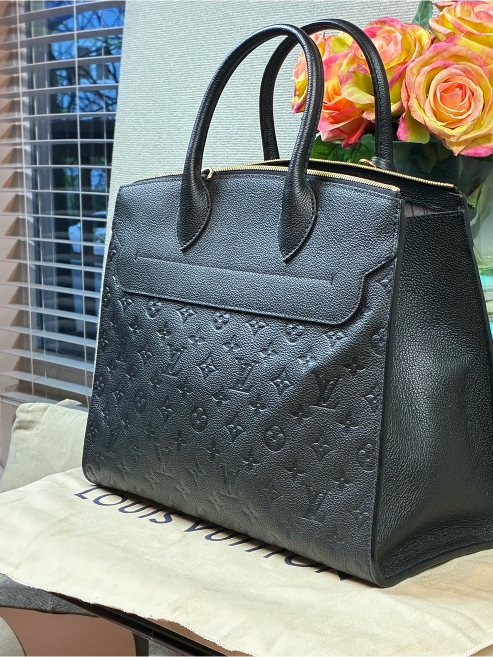 Louis Vuitton LV Black Monogram Empreinte Pont Neuf GM Bag - Fantastic Condition - Picture 16 of 16